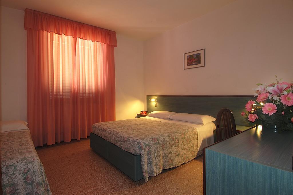 Frank'S Hotel Capoliveri  Exterior foto